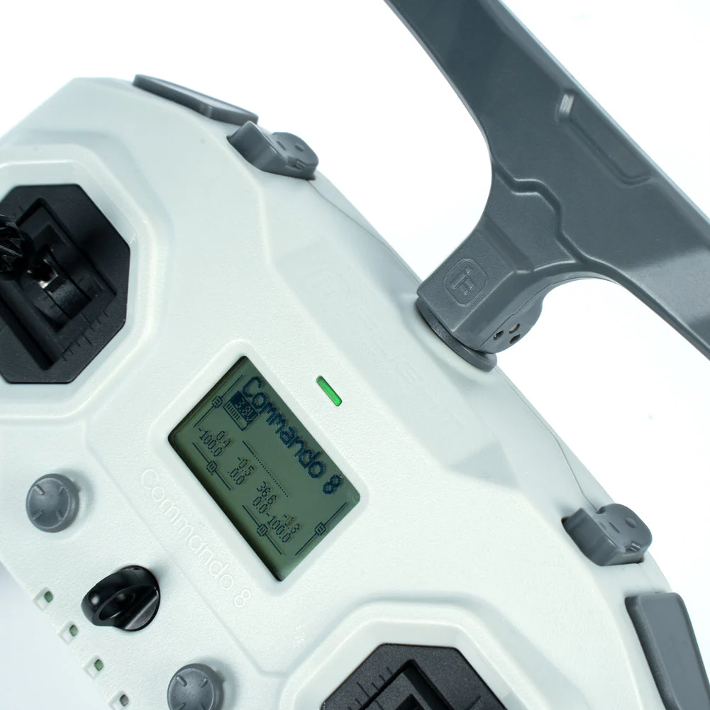 IFlight Commando 8 V2 EdgeTX/OpenTX RC Transmitter - ExpressLRS 868/915MHz - Image 7